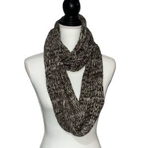 Charlotte Russe brown and beiges knit infinity scarf GUC